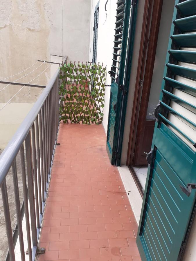 Отель Simone'S Scala House Флоренция Экстерьер фото